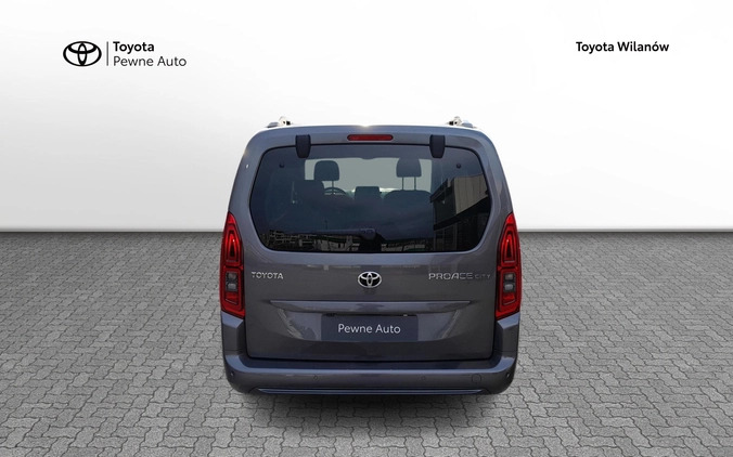 Toyota Proace City Verso cena 96900 przebieg: 45200, rok produkcji 2020 z Szczecin małe 172